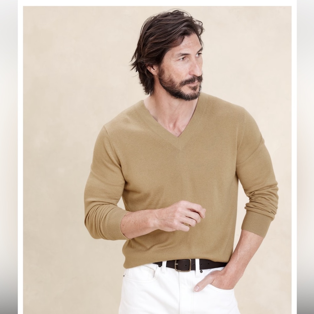 Banana Republic Luxury Blend Silk Cashmere Blend V Neck Mens Sweater L